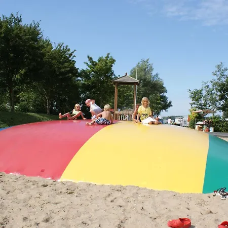 Holiday Droompark Molengroet.13 * Noord-Scharwoude
